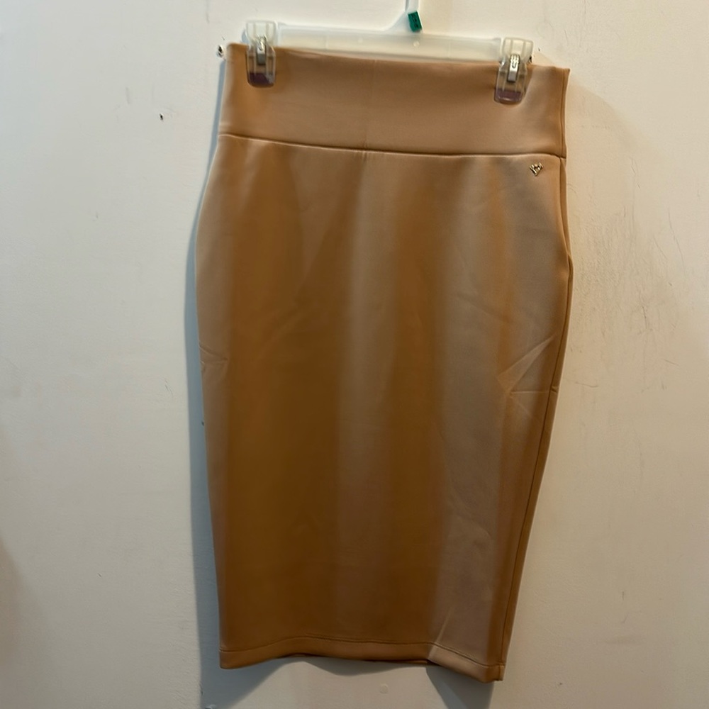 Thalia sodi skirt. Size small. NWT